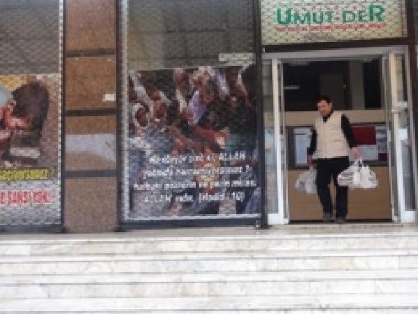 Antep Umut-Der, 600 Aileye Et Ulaştırdı