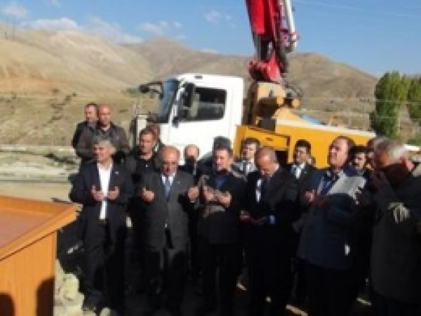 Bitlis'te 53. Caminin Temeli Atıldı 