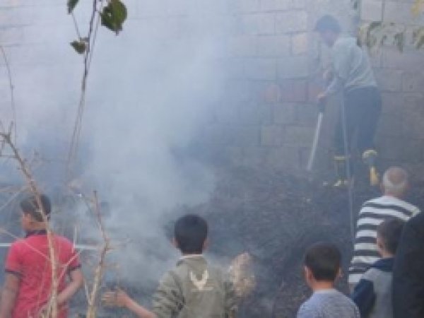Evin Bahçesinde Çıkan Yakın Kokuttu 
