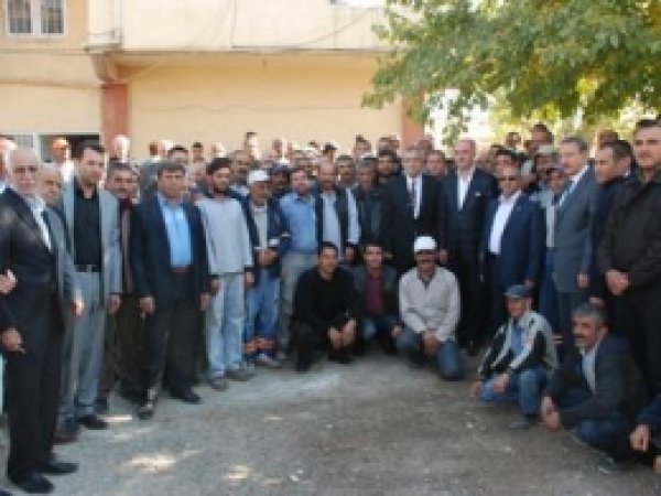 Midyat'ta Belediye İşçileri Sendikalı Oldu 