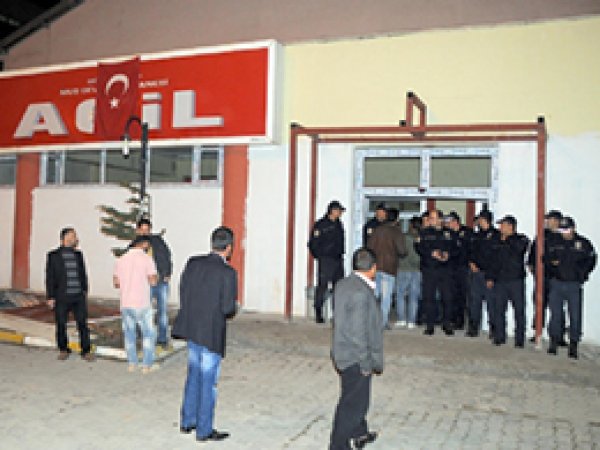 Tutuklu Kadınlar Koğuşu Ateşe Verdi 
