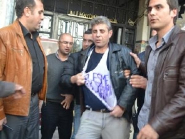 Bursa'daki 29 Ekim Kutlamasında İntihar Girişimi 
