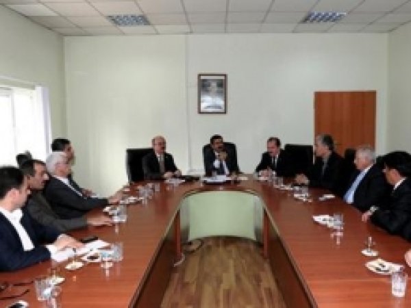 Erdebil Ve Urumiye Ticaret Odası Heyeti Van'da 