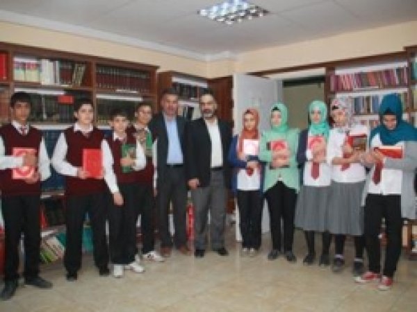 Okul Öğrencileri Kur'an Kerimle Buluşuyor  