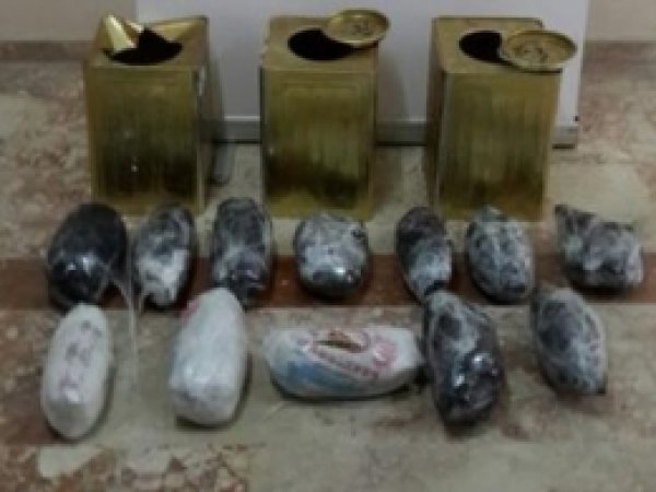 Manisa'da Kaçakçılık Baskını: 17 Gözaltı 