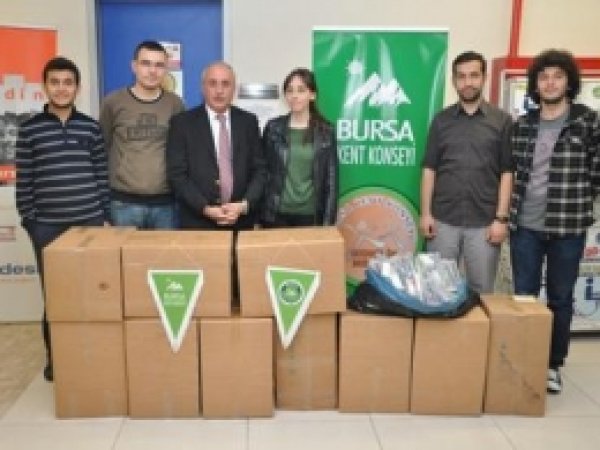 Bursa'dan Hakkarili Öğrencilere Destek 