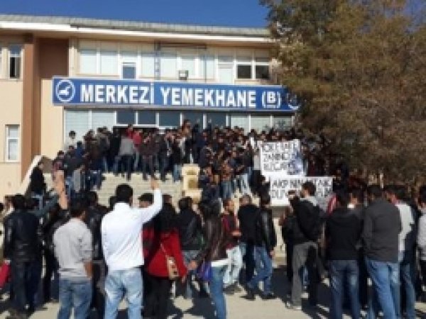YÖK Bahanesiyle İslam'a Saldırdılar 