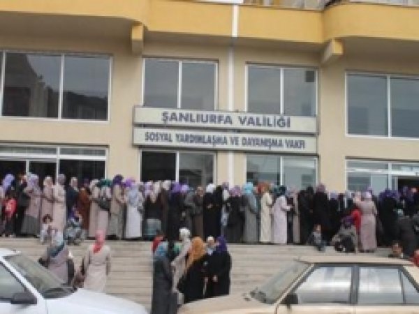 Bu da Bedava Kömür Kuyruğu 