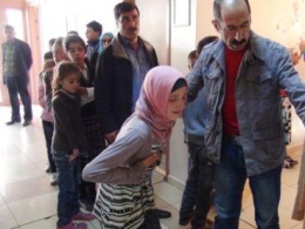 Zehirlenen Öğrencilerin Tedavilerine Devam Ediliyor 