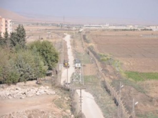 Sınırdaki Duvar Yapımına Tekrar Başlandı 