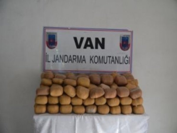 Van'da 165 Kilo Esrar Ele Geçirildi 