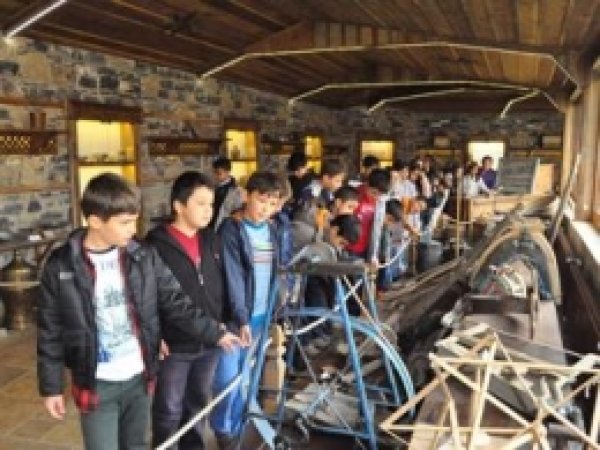 Öğrencilerden Kültür Sanat Evi'ne Yoğun İlgi  