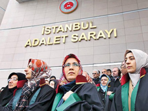 Danıştay'dan Başörtülü Avukat Kararı
