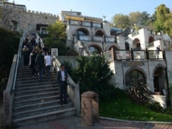 Bursa'ya, Yürüyen Merdiven ve Yollar Yapılıyor 