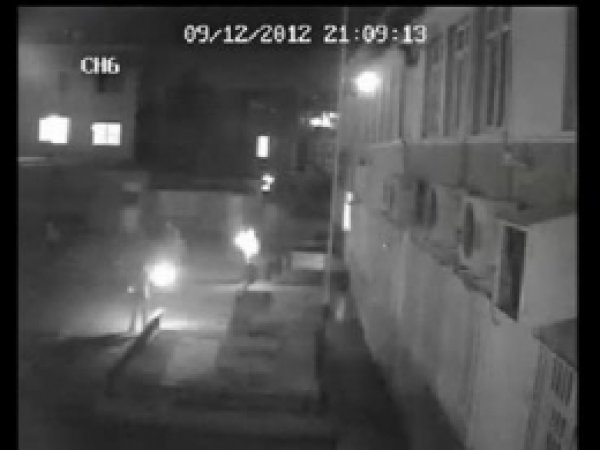 Okula Molotof Attıkları İddiasıyla 2 Kişi Tutuklandı 