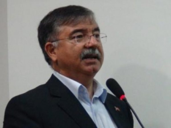 Milli Savunma Bakanı İsmet Yılmaz Bitlis'te  
