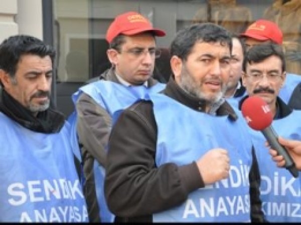 Sendikaya Üye Oldukları İddiasıyla İşten Atıldılar 