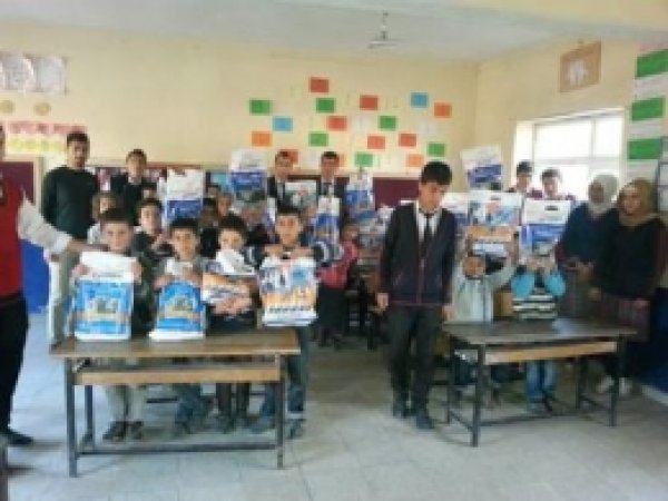 Öğrencilere Kırtasiye Yardımı 