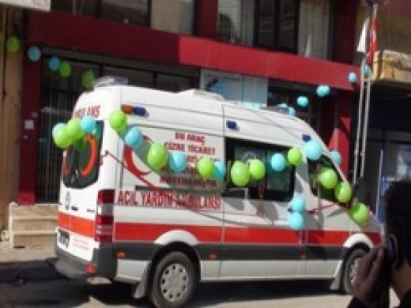 CTSO, Cizre Devlet Hastanesine Ambulans Hibe Etti 