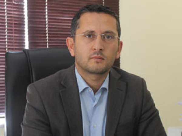 'Anayasa Çalışmaları Siyasi İhtiraslara Kurban Edilmesin'  