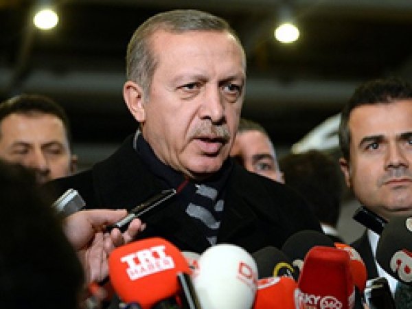 Mısır Büyükelçisinin Türkiye'yi Terketmesi İstendi