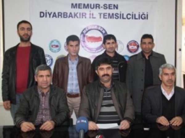'Öğretmenler Günü Darbecilerin Ruhunu Yansıtmakta'