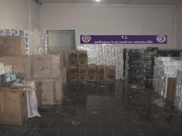 Kars'ta Kaçak Sigara Ele Geçirildi 