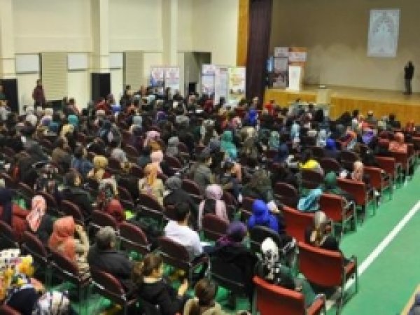 Muş'ta Topkapı Sarayı ve Kutsal Emanetler Anlatıldı  