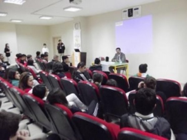 Batman'daki Öğrencilere Girişimcilik Anlatıldı 