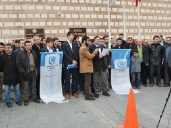 Bursa AGD'den 'Noel' Protestosu 