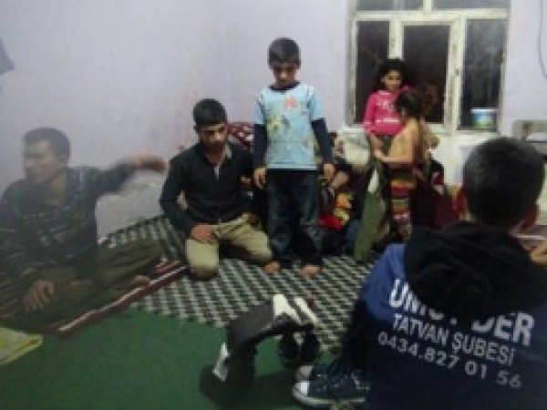 Suriyeli Aile Yardım Bekliyor 