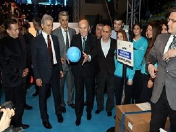 2013 İstanbul Spor Ödülleri Sahiplerini Buldu 