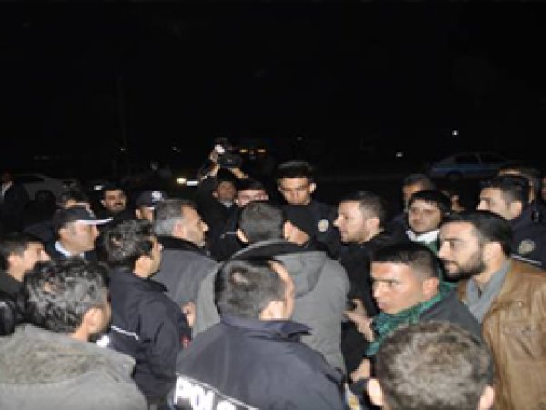 Elektrik Kesintisi İsyan Ettirdi 