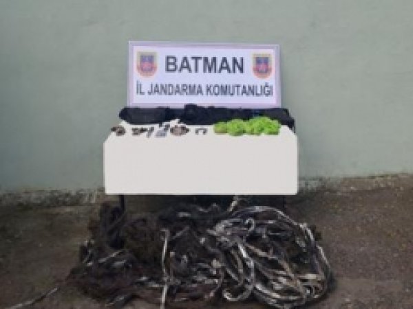 Suçüstü Yakalanan Hırsızlar Serbest Bırakıldı! 