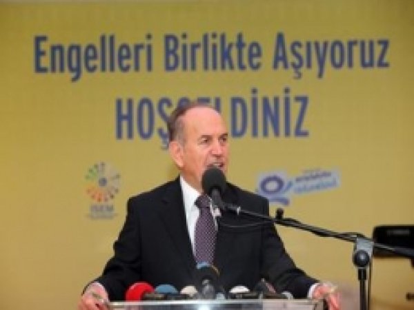 Otobüs Duraklarına Engelli ve Yaşlı Butonu 