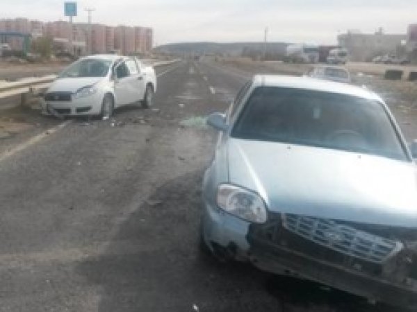 Diyarbakır'da Trafik Kazası: 2 Yaralı 
