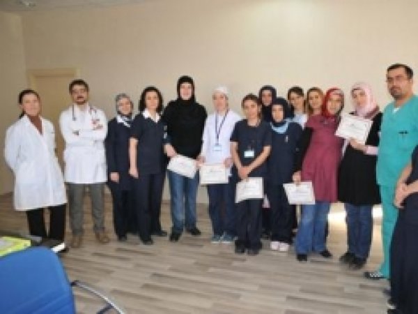 Anne Adaylarına Sertifika  