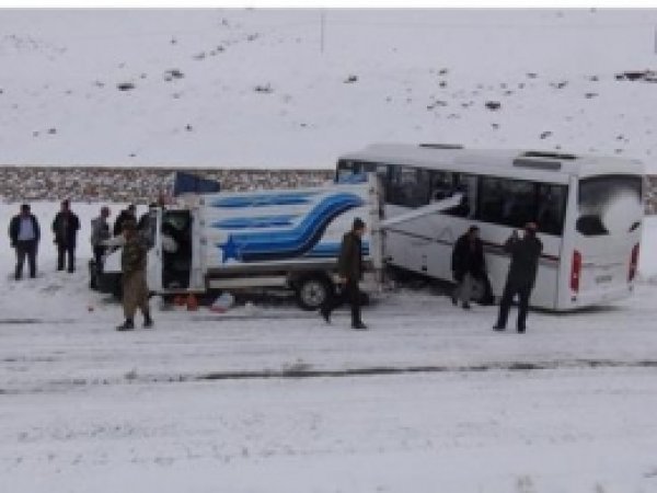 Karlıova'da Trafik Kazası: Bir Ölü 