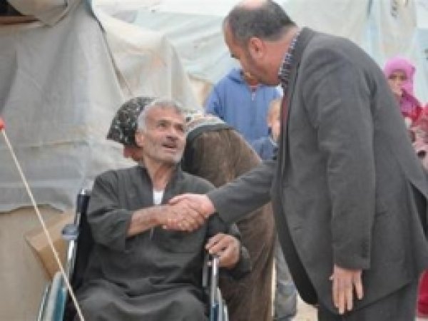 Çadır Kentteki Engeliler Ziyaret Edildi 