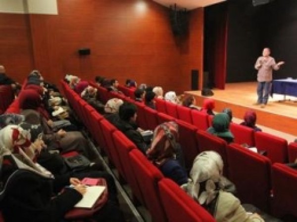 'Kur'an Ahlakını Kuşanmak'
