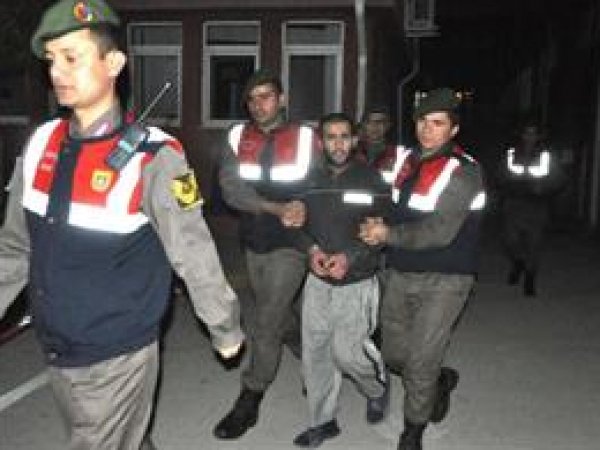 Cezaevinden Firar Girişimi Çatıda Son Buldu