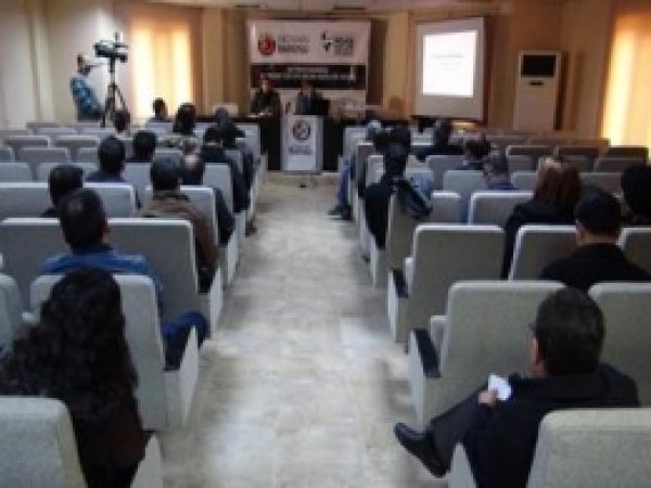 İnsan Hakları Okulunda Son Seminer Yapıldı