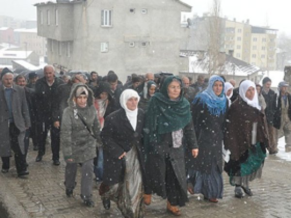 Diyarbakır ve Kars'ta 'Yüksekova' Gerginliği