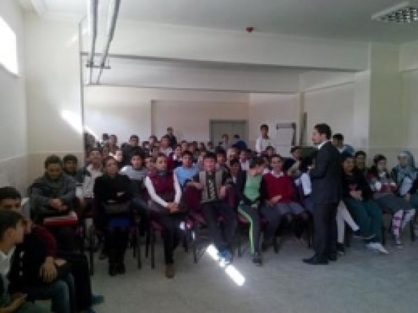 İŞKUR'un Meslek Seçme Toplantıları Devam Ediyor 