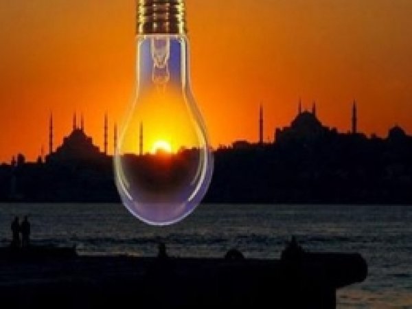 İstanbul'da Elektrik Kesintisi! 