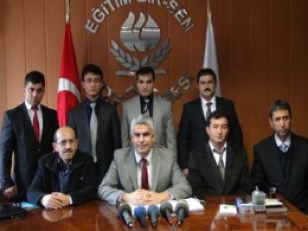 'Ne Mazlumun Kimliğini Sorarız, Ne de Zalimin'