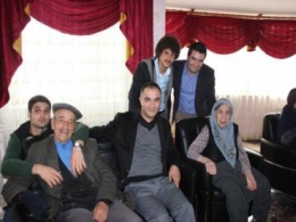 BEÜ Öğrencileri Huzurevini Ziyaret Etti 
