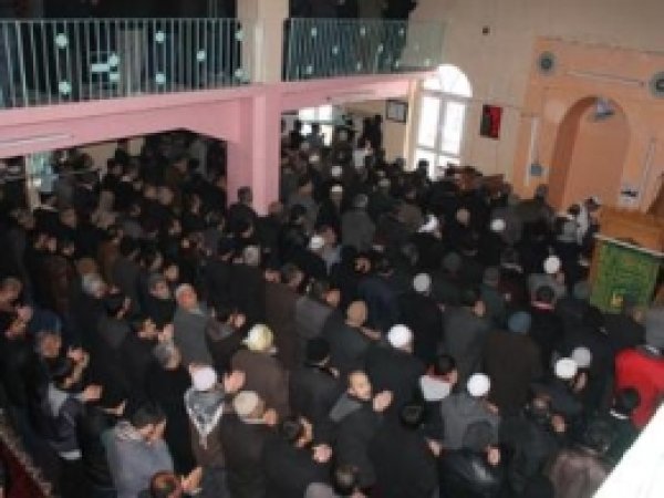 Diyarbakır'da Molla İçin Gıyabi Cenaze Namazı 
