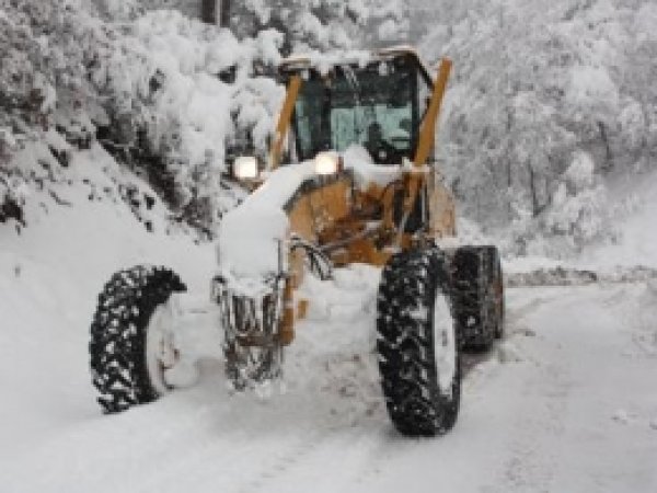 Van'da 182 Köy Yolu Ulaşıma Kapandı 
