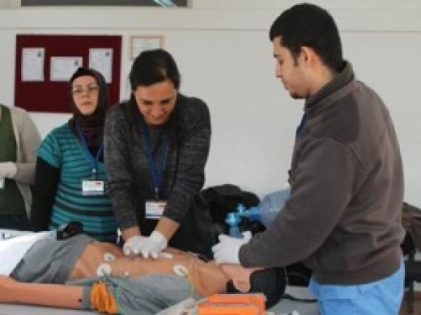 112 Çalışanlarına İleri Yaşam Desteği Kursu 